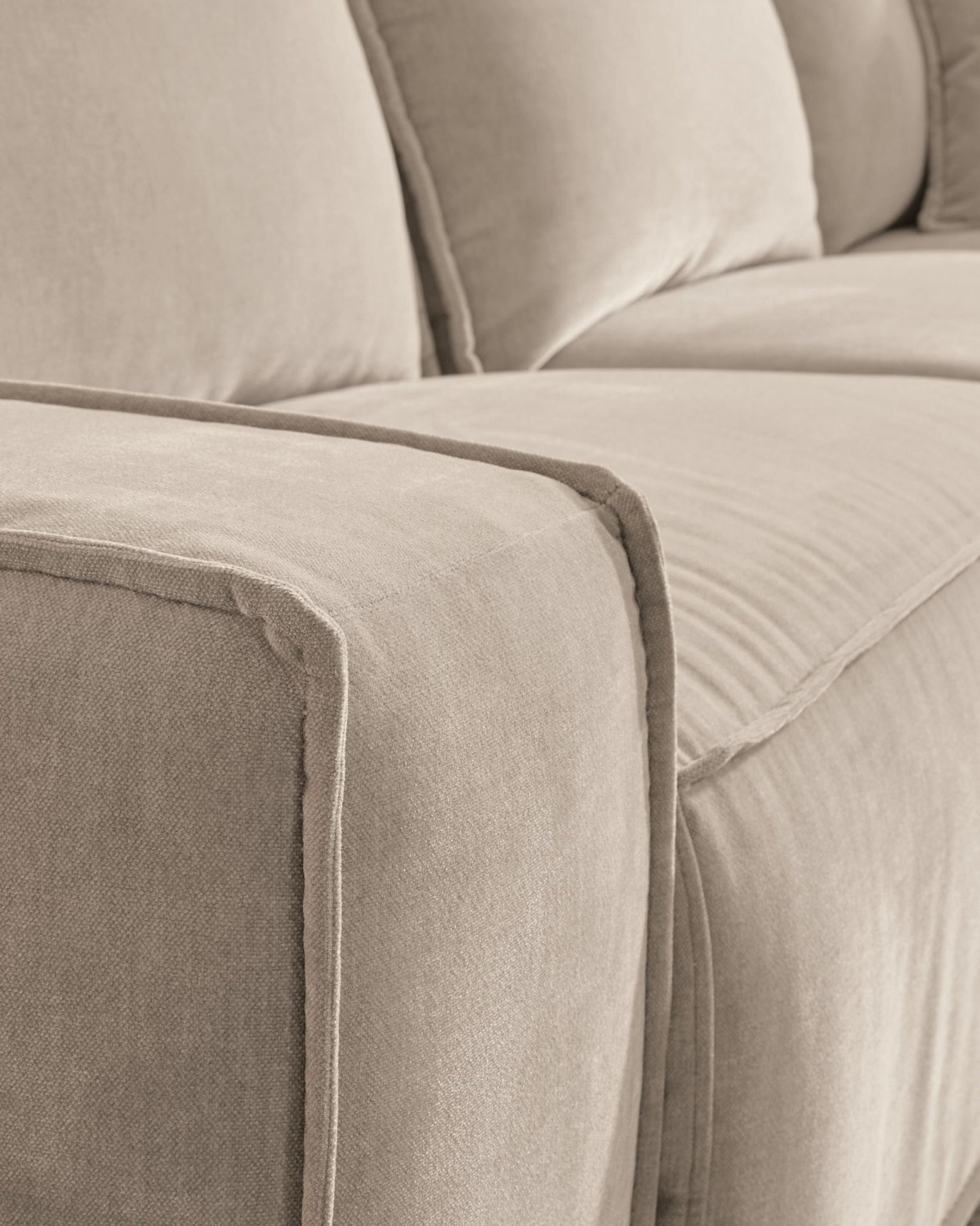 Carceri - 5-Piece Power Sectional Reclining Sofa - Cashmere