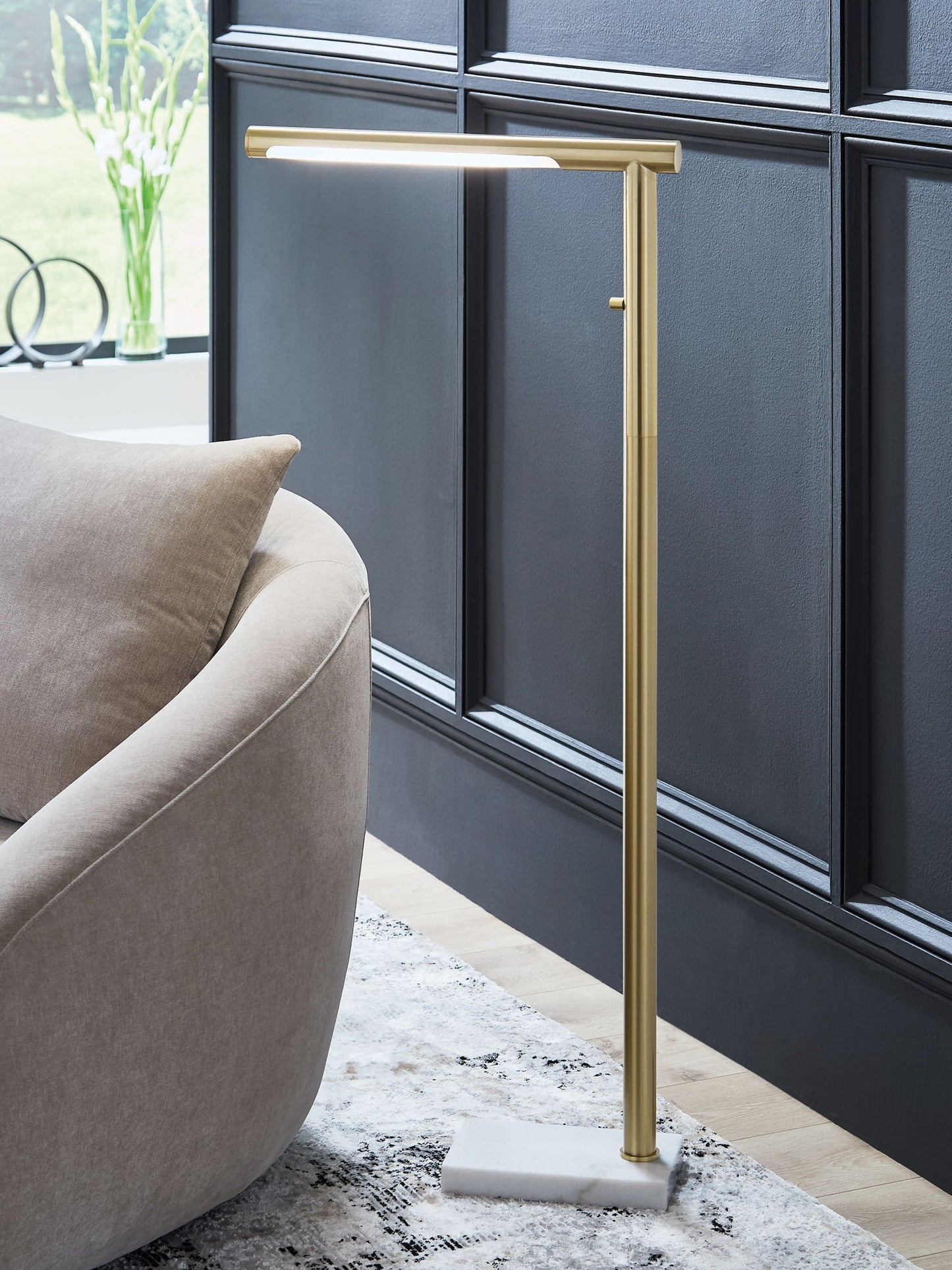 Santiford - Metal Floor Lamp - Gold Finish / White