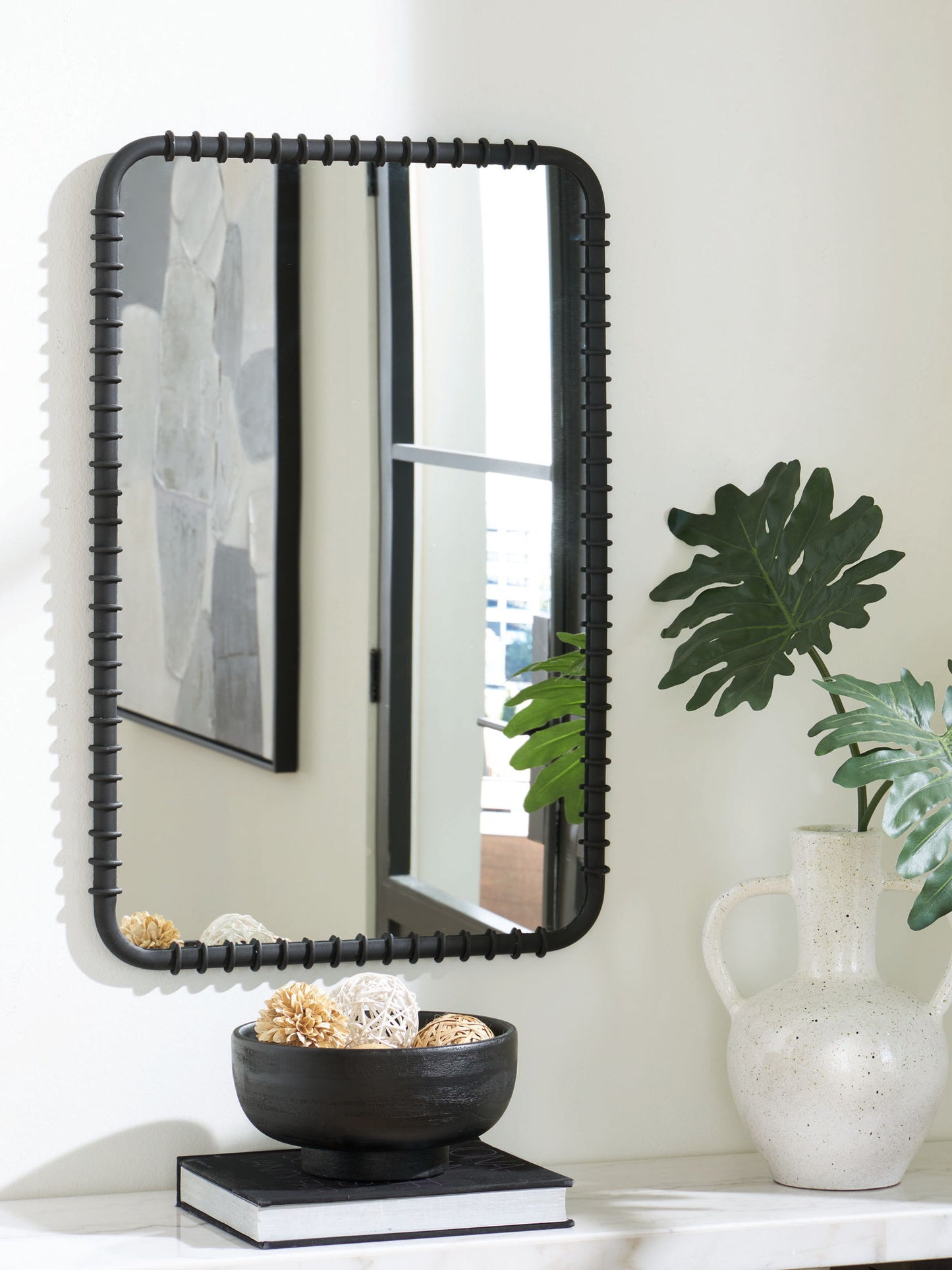 Judlow - Accent Mirror - Black